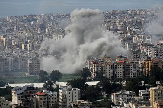 Τι θέλουν τούτοι οι στρατοί;